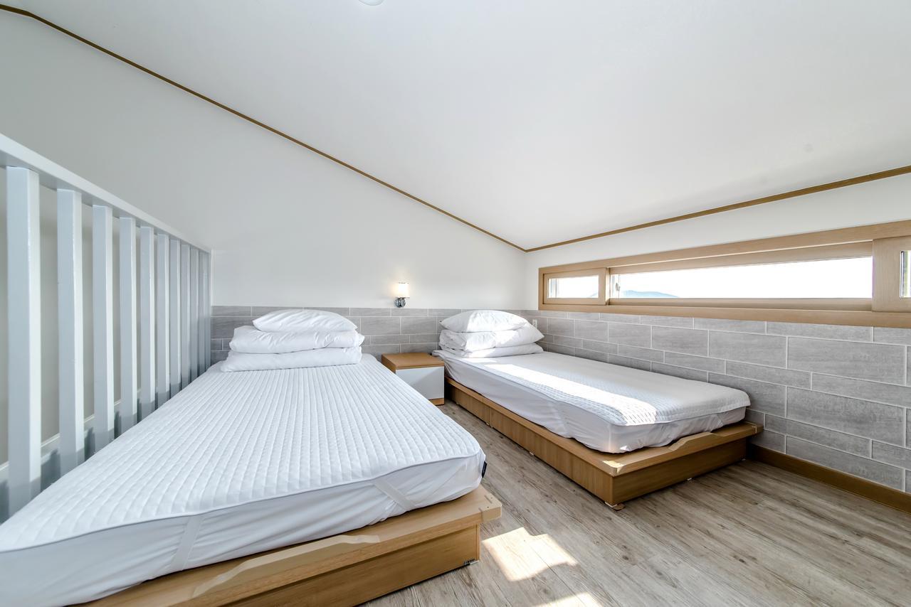 Go To Bed Resort Seogwipo Exterior foto